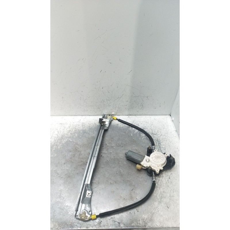 Recambio de elevalunas delantero derecho para renault clio ii (bb_, cb_) 1.2 16v (bb05, bb0w, bb11, bb27, bb2t, bb2u, bb2v, cb05