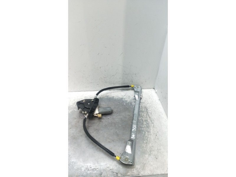 Recambio de elevalunas delantero derecho para renault clio ii (bb_, cb_) 1.2 16v (bb05, bb0w, bb11, bb27, bb2t, bb2u, bb2v, cb05