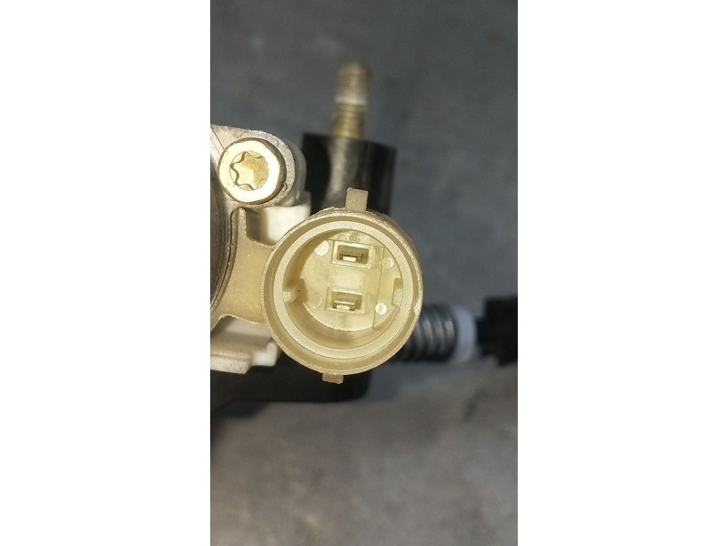 Recambio de elevalunas delantero derecho para renault clio ii (bb_, cb_) 1.2 16v (bb05, bb0w, bb11, bb27, bb2t, bb2u, bb2v, cb05