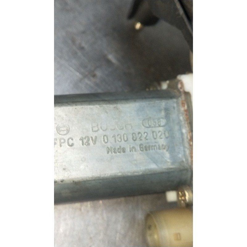 Recambio de elevalunas delantero izquierdo para renault clio ii (bb_, cb_) 1.2 16v (bb05, bb0w, bb11, bb27, bb2t, bb2u, bb2v, cb