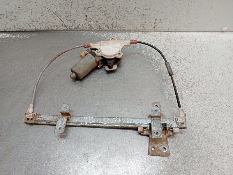 Recambio de elevalunas trasero derecho para nissan terrano ii (r20) 2.7 tdi 4wd referencia OEM IAM   5P