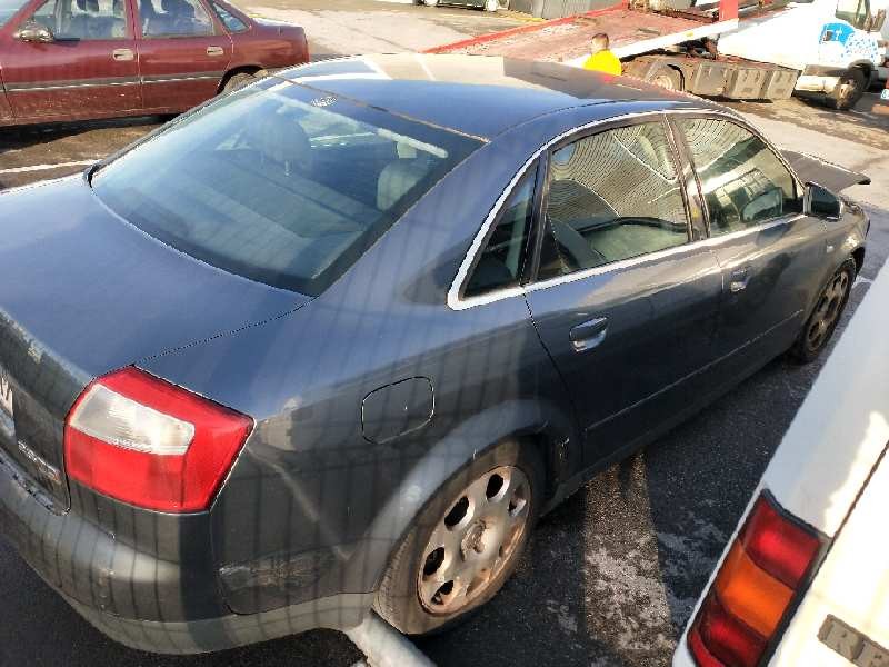 audi a4 berlina (8e) del año 2001
