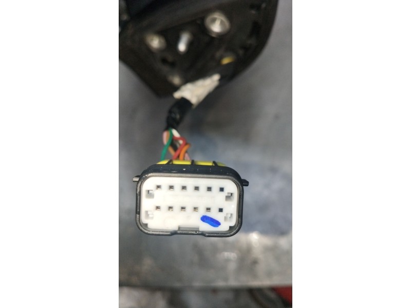 Recambio de retrovisor derecho para kia cee´d (jd) 1.6 gt referencia OEM IAM  ELÉCTRICO 