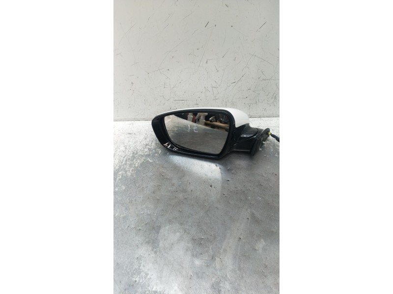 Recambio de retrovisor izquierdo para kia cee´d (jd) 1.6 gt referencia OEM IAM  ELÉCTRICO 
