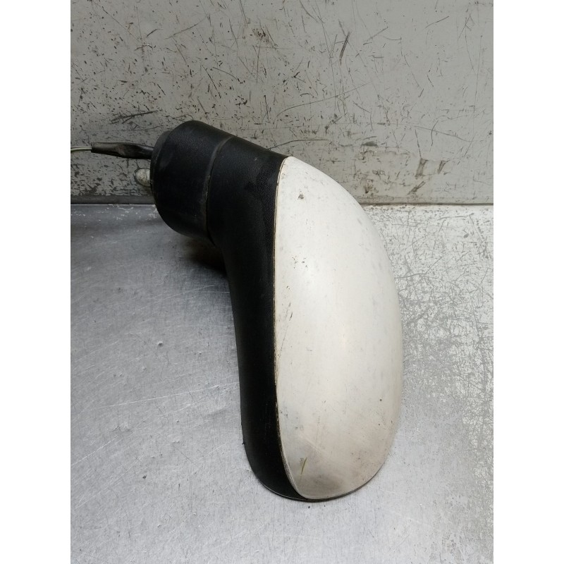 Recambio de retrovisor izquierdo para seat leon (1p1) 1.9 tdi referencia OEM IAM  ELÉCTRICO 1 ENCHUFE 5 CABLES