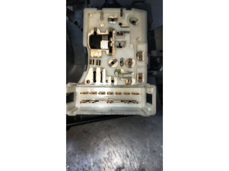 Recambio de mando luces para renault clio ii (bb_, cb_) 1.2 16v (bb05, bb0w, bb11, bb27, bb2t, bb2u, bb2v, cb05,... referencia O