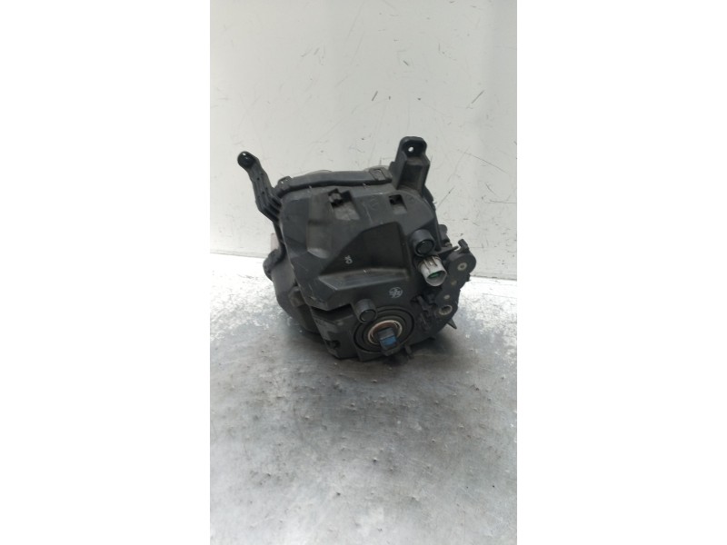 Recambio de faro antiniebla derecho para kia cee´d (jd) 1.6 gt referencia OEM IAM   