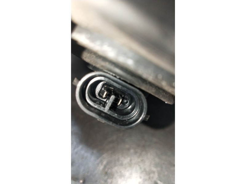 Recambio de faro antiniebla derecho para kia cee´d (jd) 1.6 gt referencia OEM IAM   