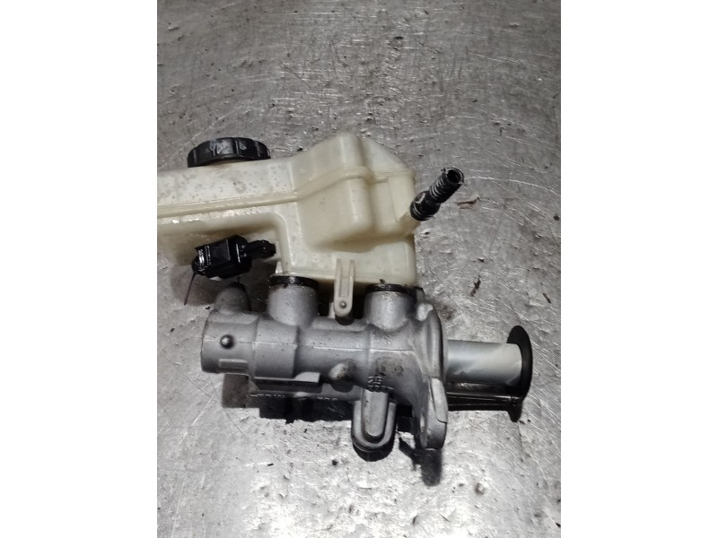 Recambio de bomba freno para volkswagen polo referencia OEM IAM   