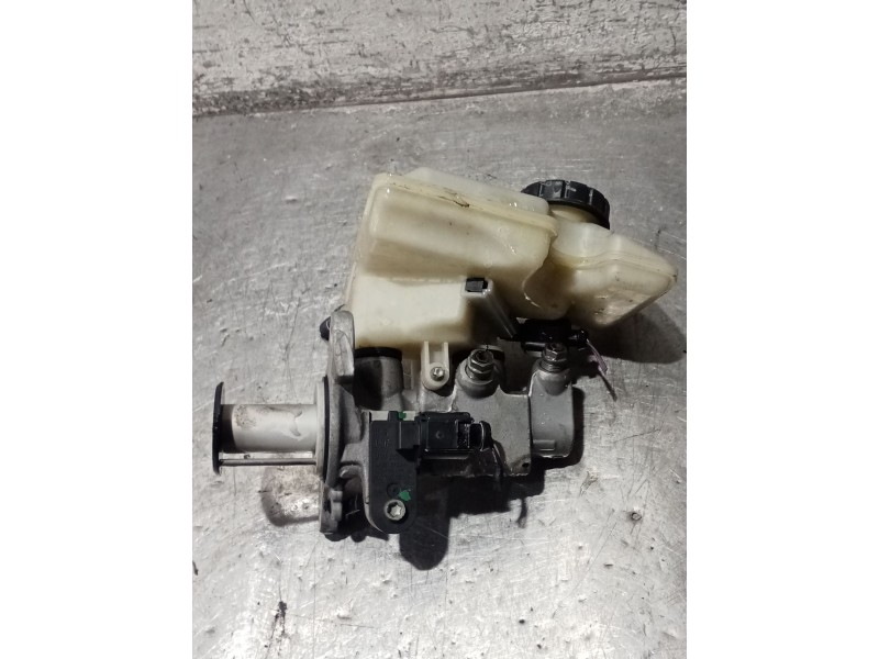 Recambio de bomba freno para volkswagen polo referencia OEM IAM   