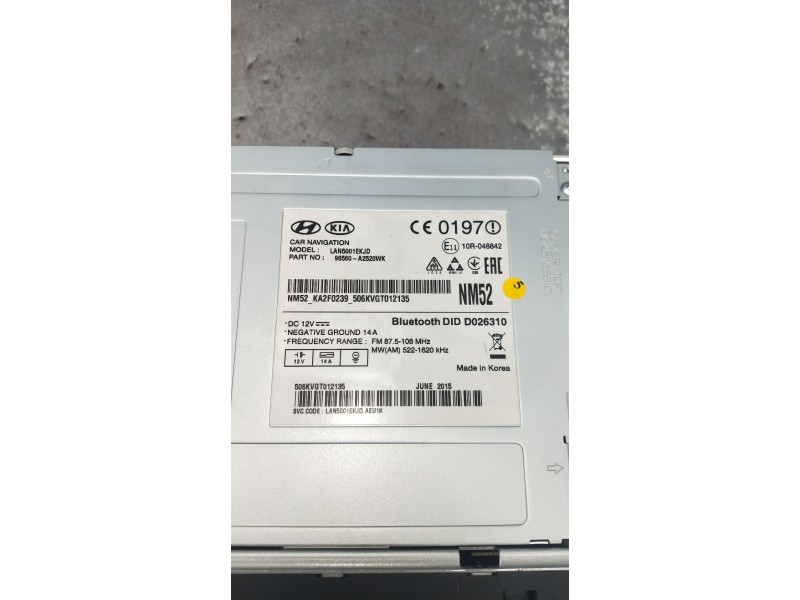 Recambio de pantalla multifuncion para kia cee´d (jd) 1.6 gt referencia OEM IAM 96560A2520WK LAN5001EKJD 