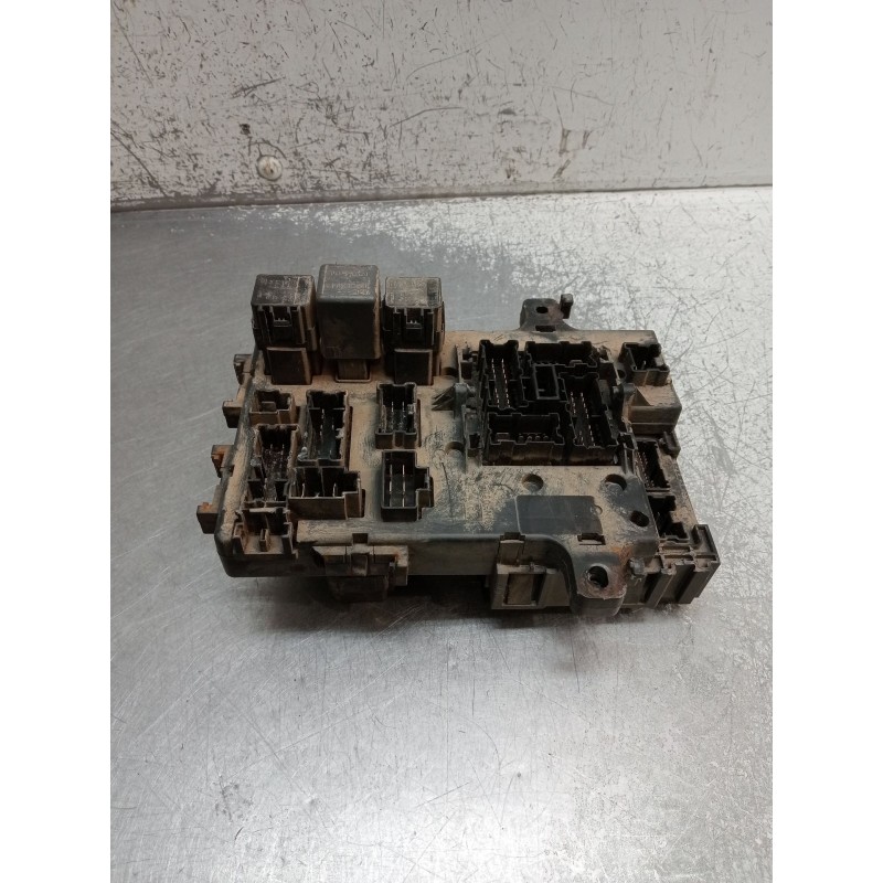 Recambio de caja reles / fusibles para nissan terrano ii (r20) 2.7 tdi 4wd referencia OEM IAM 5WK48530  