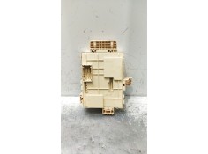 Recambio de caja reles / fusibles para kia cee´d (jd) 1.6 gt referencia OEM IAM A21701504200144   2