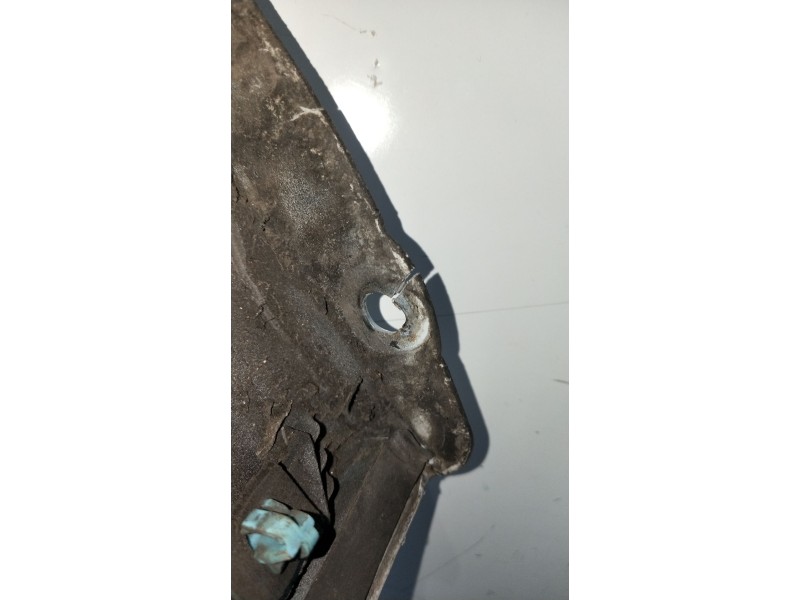 Recambio de faldon lateral para kia cee´d (jd) 1.6 gt referencia OEM IAM  VER FOTOS 