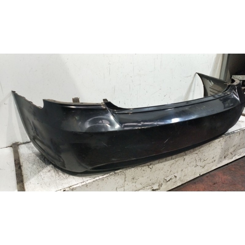 Recambio de paragolpes trasero para hyundai accent iii sedán (mc) 1.4 gl referencia OEM IAM  VER FOTOS 