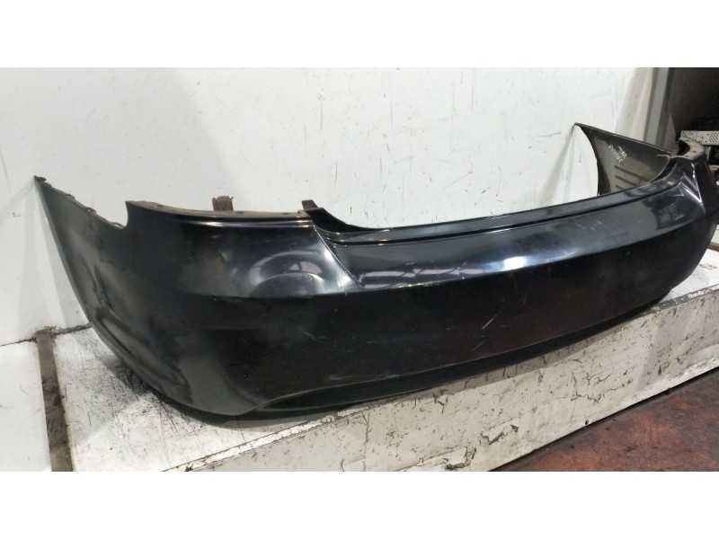 Recambio de paragolpes trasero para hyundai accent iii sedán (mc) 1.4 gl referencia OEM IAM  VER FOTOS 