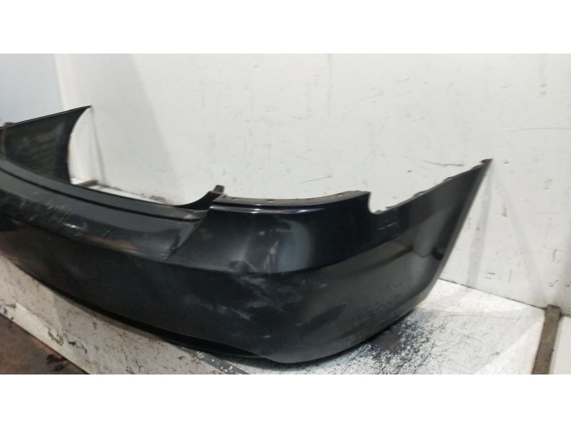 Recambio de paragolpes trasero para hyundai accent iii sedán (mc) 1.4 gl referencia OEM IAM  VER FOTOS 