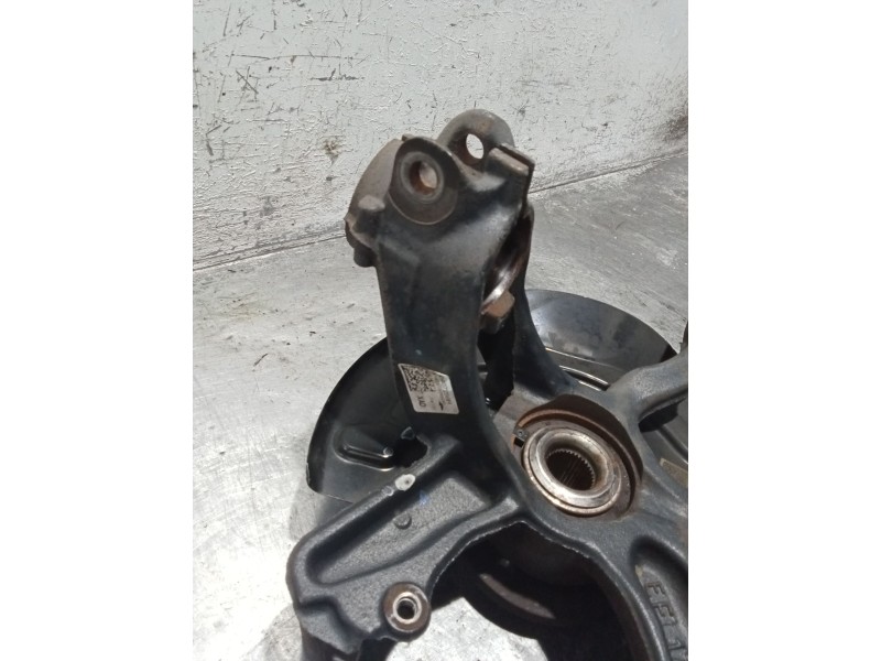 Recambio de mangueta delantera derecha para volkswagen polo referencia OEM IAM   