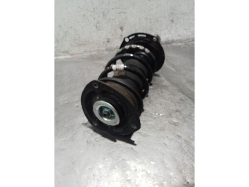 Recambio de amortiguador delantero izquierdo para volkswagen polo referencia OEM IAM 2Q0413031BT 824903016009 