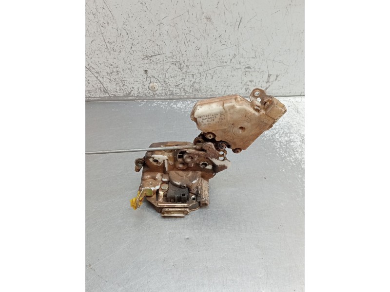 Recambio de motor cierre centralizado delantero derecho para nissan terrano ii (r20) 2.7 tdi 4wd referencia OEM IAM 8055291L66  