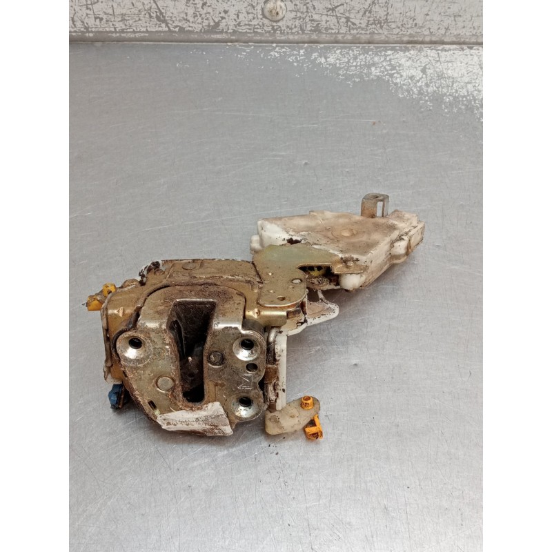 Recambio de motor cierre centralizado delantero izquierdo para nissan terrano ii (r20) 2.7 tdi 4wd referencia OEM IAM 8055391L66