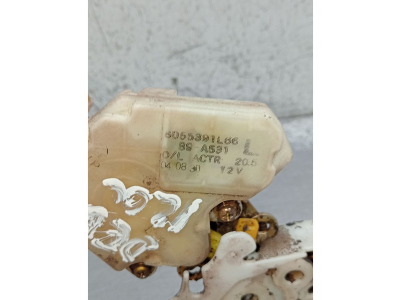 Recambio de motor cierre centralizado delantero izquierdo para nissan terrano ii (r20) 2.7 tdi 4wd referencia OEM IAM 8055391L66