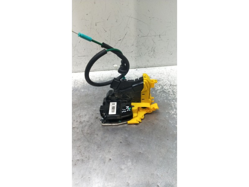 Recambio de motor cierre centralizado delantero izquierdo para kia cee´d (jd) 1.6 gt referencia OEM IAM 81310A2600KFL 5P 