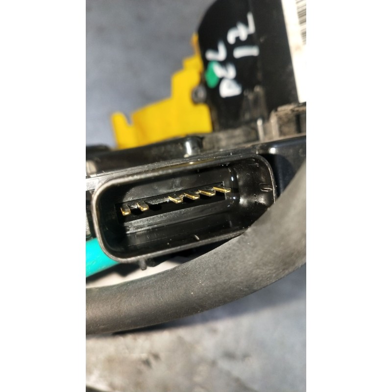 Recambio de motor cierre centralizado delantero izquierdo para kia cee´d (jd) 1.6 gt referencia OEM IAM 81310A2600KFL 5P 