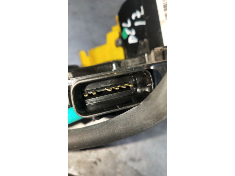 Recambio de motor cierre centralizado delantero izquierdo para kia cee´d (jd) 1.6 gt referencia OEM IAM 81310A2600KFL 5P 