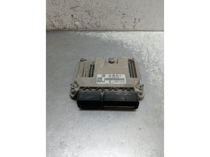 Recambio de centralita motor uce para seat leon (1p1) 1.9 tdi referencia OEM IAM 0281013279 03G906021LK 