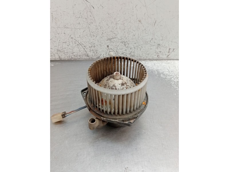 Recambio de motor calefaccion para nissan terrano ii (r20) 2.7 tdi 4wd referencia OEM IAM 0130111153 4872530350 