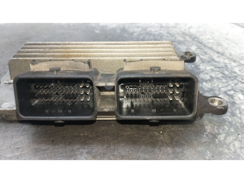 Recambio de centralita motor uce para renault clio ii (bb_, cb_) 1.2 16v (bb05, bb0w, bb11, bb27, bb2t, bb2u, bb2v, cb05,... ref