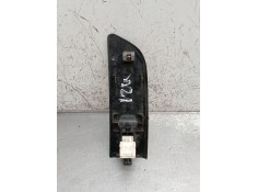 Recambio de mando elevalunas delantero derecho para nissan terrano ii (r20) 2.7 tdi 4wd referencia OEM IAM   5P 2