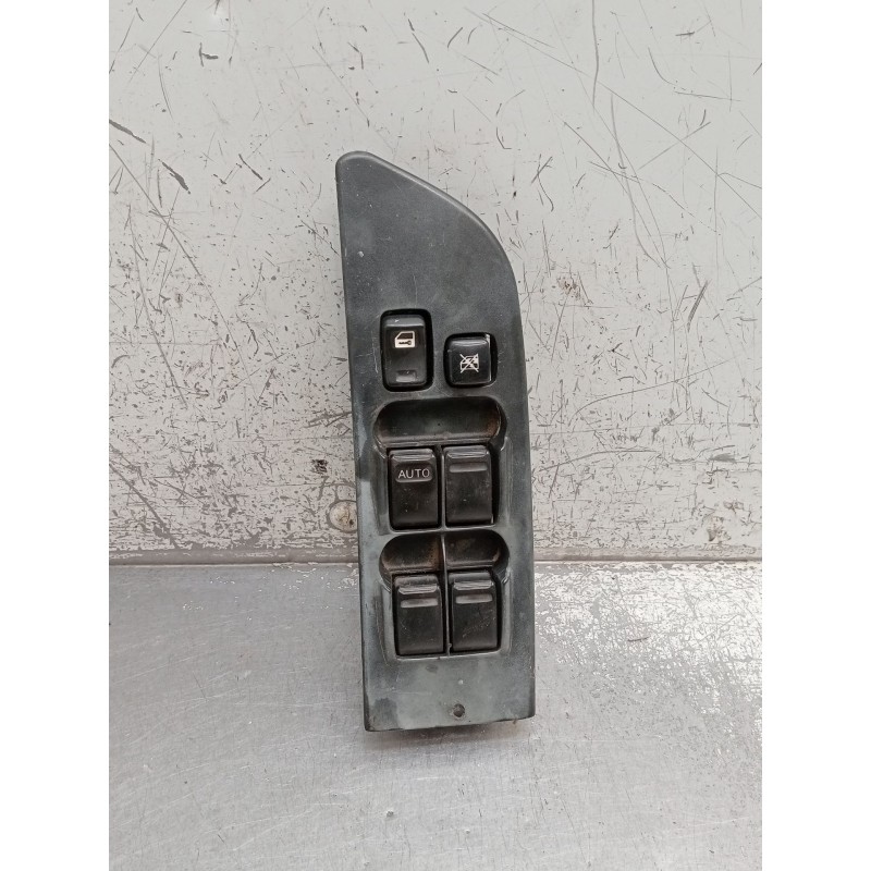 Recambio de mando elevalunas delantero izquierdo para nissan terrano ii (r20) 2.7 tdi 4wd referencia OEM IAM   5P