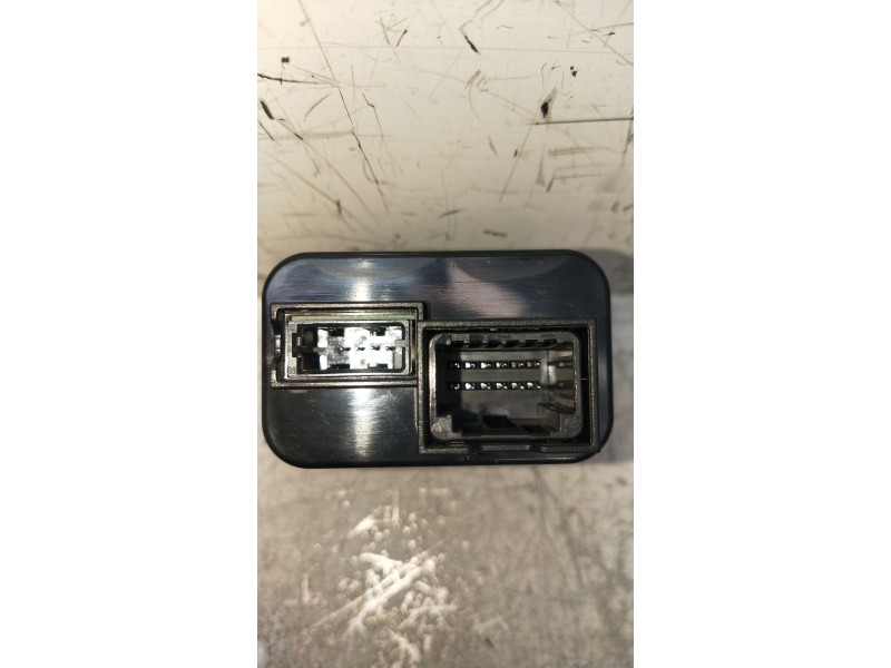 Recambio de modulo electronico para kia cee´d (jd) 1.6 gt referencia OEM IAM 96120A2300 JDMF1506250290 