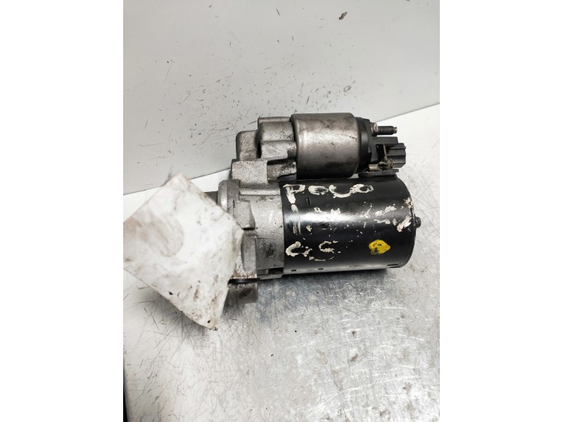Recambio de motor arranque para volkswagen polo (9n1) highline referencia OEM IAM 0001120400 BOSCH 