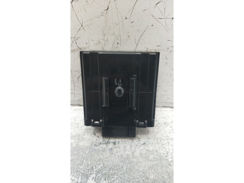 Recambio de modulo electronico para kia cee´d (jd) 1.6 gt referencia OEM IAM 8Z0F700458 92170A2000 