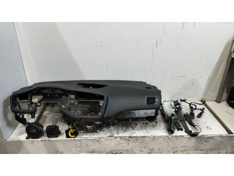 Recambio de kit airbag para kia cee´d (jd) 1.6 gt referencia OEM IAM 95910A2350  