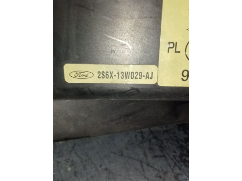 Recambio de faro derecho para ford fiesta v (jh_, jd_) 1.4 tdci referencia OEM IAM 2SGX13WO29AJ  