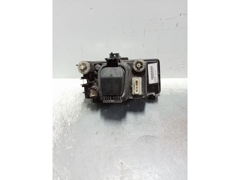 Recambio de faro izquierdo para seat ibiza (6k) 1.9 diesel cat (1y) referencia OEM IAM 6K0941009 67735411 