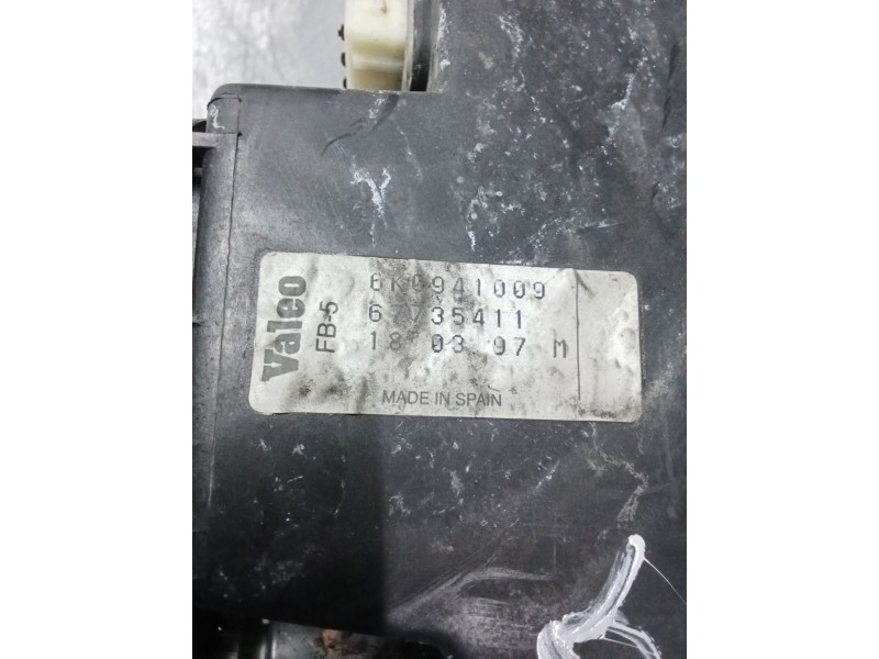 Recambio de faro izquierdo para seat ibiza (6k) 1.9 diesel cat (1y) referencia OEM IAM 6K0941009 67735411 