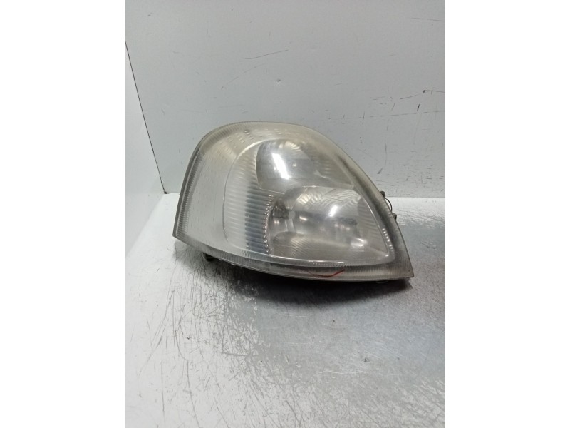Recambio de faro derecho para renault master ii phase 2 caja cerrada referencia OEM IAM 8200163518  