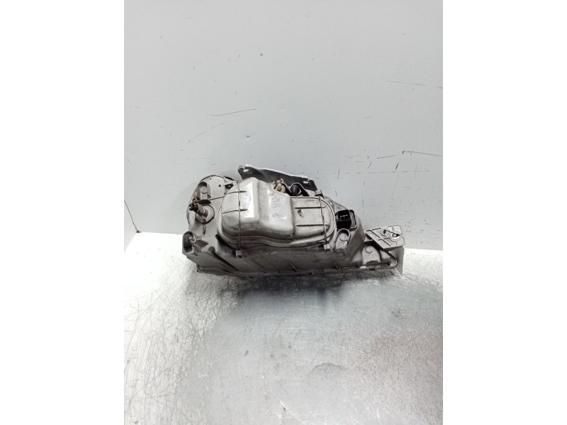 Recambio de faro izquierdo para chevrolet evanda cdx referencia OEM IAM   