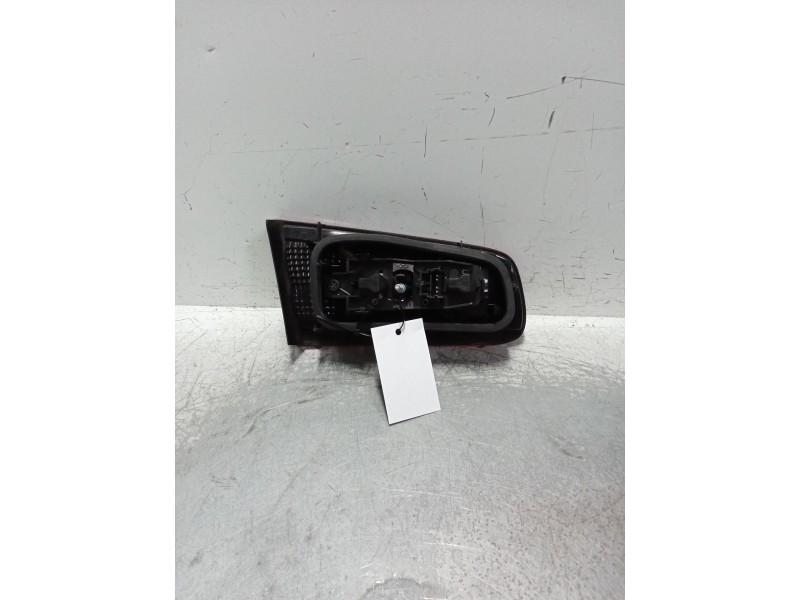 Recambio de piloto trasero derecho interior para renault laguna ii (bg0) luxe dynamique referencia OEM IAM   