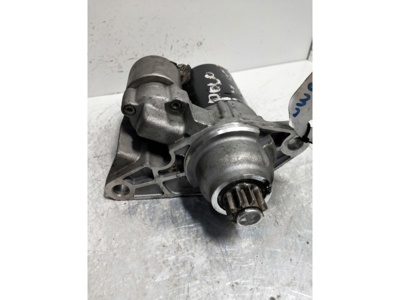 Recambio de motor arranque para volkswagen polo (9n1) highline referencia OEM IAM 0001120400 BOSCH 