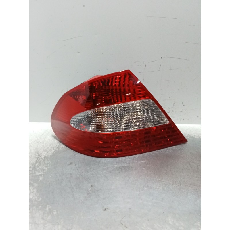 Recambio de piloto trasero izquierdo para mercedes-benz clase clk (w209) coupe 220 cdi (209.308) referencia OEM IAM A2098201364 