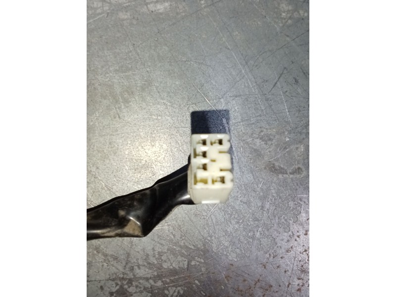 Recambio de piloto trasero izquierdo para toyota rav 4 ii (_a2_) 1.8 (zca25_, zca26_) referencia OEM IAM   