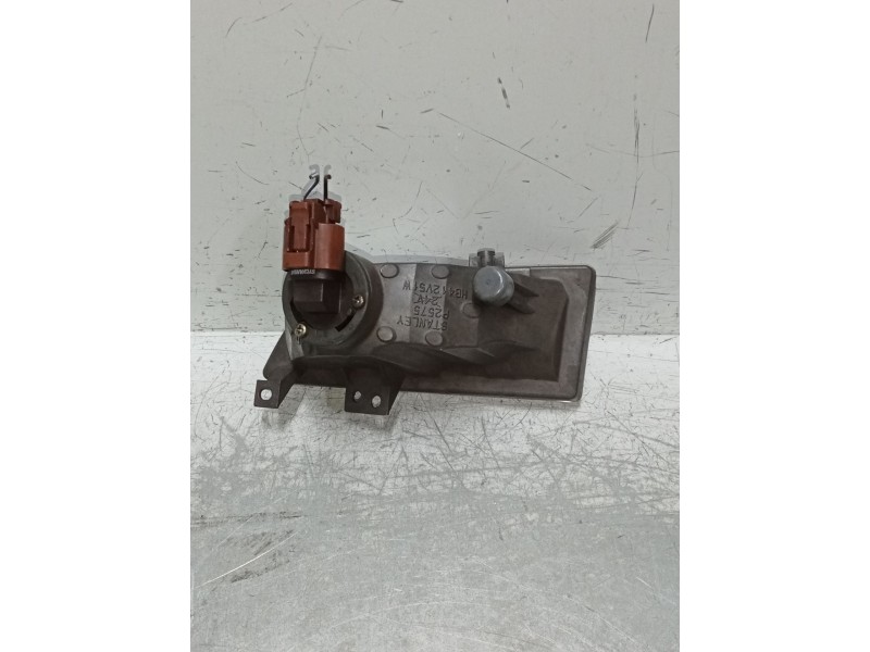 Recambio de faro antiniebla derecho para mazda 2 berlina (dy) 1.4 crtd active referencia OEM IAM   