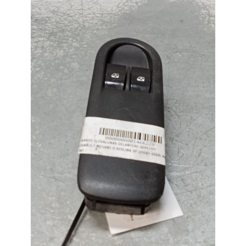Recambio de mando elevalunas delantero derecho para renault megane ii berlina 3p authentique referencia OEM IAM 156018090  
