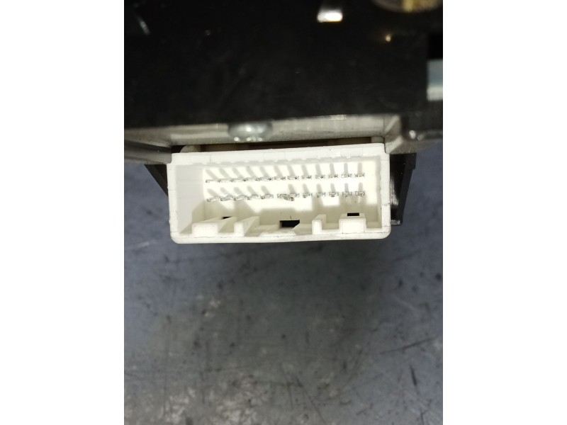 Recambio de mando elevalunas delantero izquierdo para toyota avensis wagon (t25) 2.2 d-4d executive referencia OEM IAM   